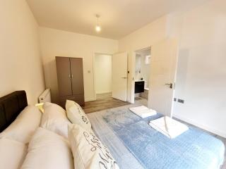 Woolwich Apartments - London - 6