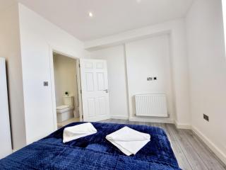 Woolwich Apartments - London - 1