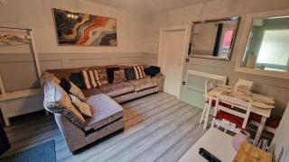The Red House, 2 Bed Flat in Bristol - Bristol - 0