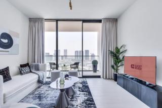 GuestReady - JVC Oasis with city views - 5