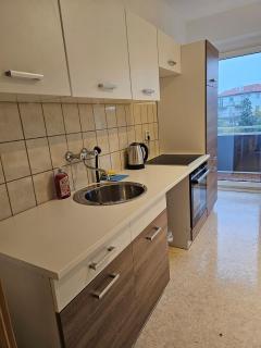 Leuna bei Leipzig & Halle - 2 Apartments mit je 3 Schlafzimmern, Küche, Bad - 0