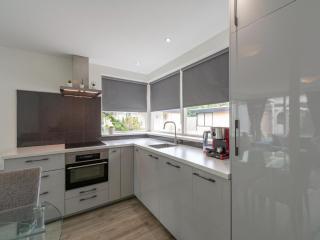 Charming holiday home near beach - Sint Maartenszee - 7