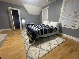 Comfy 2 Bed 1 Bath with Wifi in College and Restaurant Area - Springfield - 4