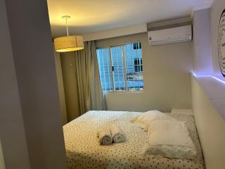 1Qdra do MAR, ar quente em tds quartos, confortável e novo - Balneário Camboriú - 6