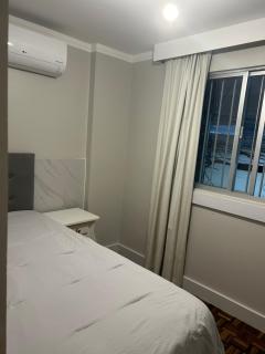 1Qdra do MAR, ar quente em tds quartos, confortável e novo - Balneário Camboriú - 1