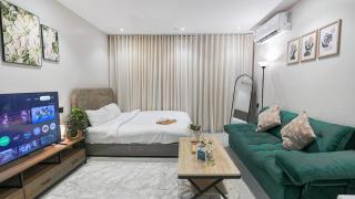 LP95-3 Elegant Studio Apartment in Yarmukh - Riad - 0