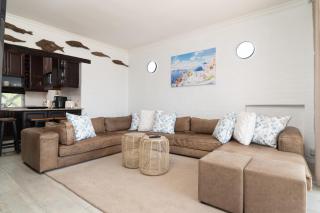 Fifty Thira - Ballito - 8