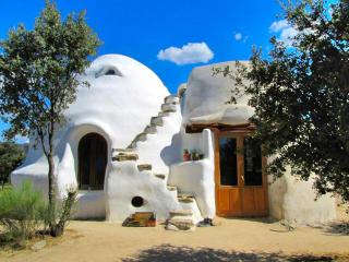 Ecological Dome Structure with a Natural Pool for a Glamping Getaway near Madrid, Spain - Fresnedilla - 5