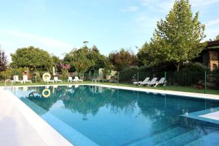 Scenic Safari Tent with a Shared Pool for a Group Glamping Retreat near Plasencia, Spain - Villanueva de la Vera - 9