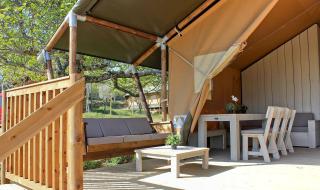 Scenic Safari Tent with a Shared Pool for a Group Glamping Retreat near Plasencia, Spain - Villanueva de la Vera - 7