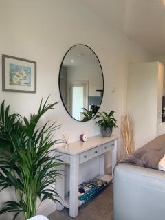 Village Retreat - Hillsborough - 5