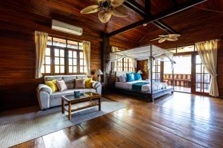 Luxury Villa Miramar Lotus House - 3