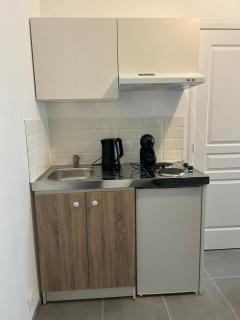 Studio rénové au pied de la Gare Viotte - Besançon - 4