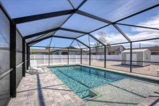 2 BR,Heated POOL, 1 Mile direct gulf access, GREAT Location, Dockage - Englewood - 2