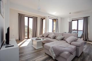 Spacious Parus apartments in Rafailovici - Rafailovici - 4