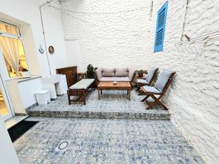 Perla del Sud - Guest House - 3