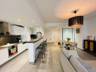 Bel Appartement lumineux avec balcon - Le Cannet - 3