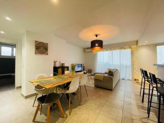 Bel Appartement lumineux avec balcon - Le Cannet - 1