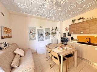 233 - Residence Adamo ed Eva - bilocale al primo piano con veranda e aria condizionata, SPIAGGIA inclusa nel prezzo - Marcelli - 8