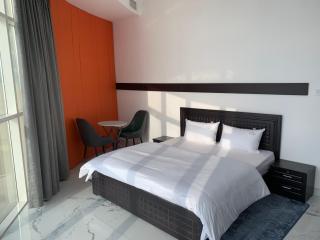 Luxury apartment with sea view - Ajman - 8