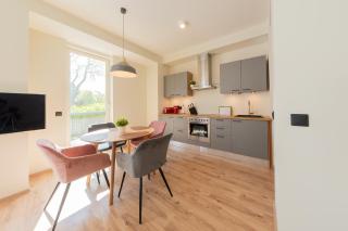 Stylish seaside apartment - 5