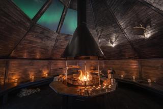 Kuukkeli Log Houses Aurora Resort - 1