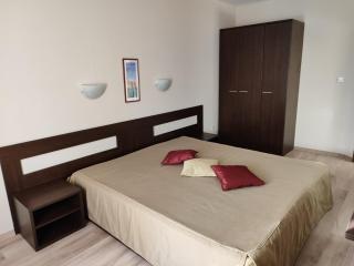 Sun Palace Home Apartments - 7