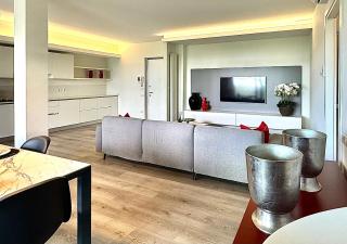 La Vita LakeView - Garden & Pool - Sarnico - 9
