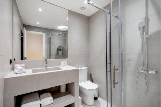 Acropolis Residence by A&A Residences - 3