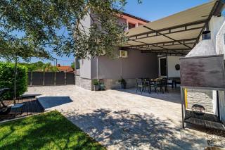 Ferienhaus mit Privatpool für 6 Personen in Loborika, Istrien - Loborika - 4