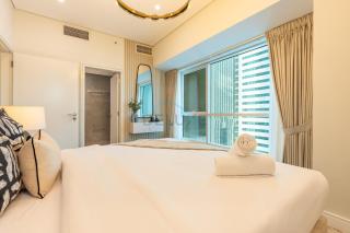 High-Floor 2BR with Pool and City Views, Near Tram Station and Dubai Marina Walk, Marina Heights, Dubai Marina by Deluxe Holiday Homes - 5