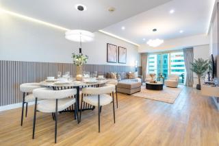 High-Floor 2BR with Pool and City Views, Near Tram Station and Dubai Marina Walk, Marina Heights, Dubai Marina by Deluxe Holiday Homes - 0