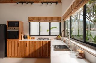 Rachel Villa - Beachfront, Luxury Pool Villa - Ban Chalok Lam - 5