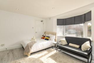 Luxury Long Stay with Free Parking - Nottingham - 5