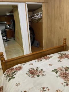 Peace and Comfort 1-bedroom basement Apartment - Brampton - 9