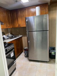 Peace and Comfort 1-bedroom basement Apartment - Brampton - 1