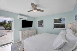1 BR, Heated POOL, 1 Mile direct gulf access, GREAT Location, Dockage , Apt C - Englewood - 7
