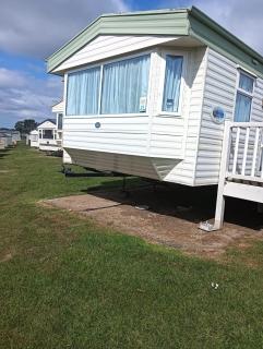 Seaside Tranquility Villa - Hull - 0
