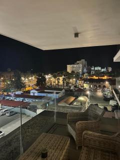 Luxury Seaview Palm Beach Apartment - Larnaca - 3
