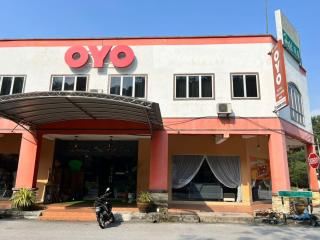 Dancenter Near Shell Jalan Iskandar Shah, Orchard - Kampong Tebing Rabak - 5