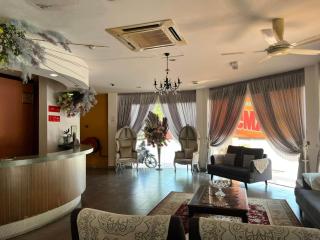 Dancenter Near Shell Jalan Iskandar Shah, Orchard - Kampong Tebing Rabak - 7