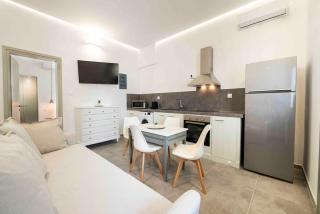 Modern Getaway in Parikia - Kampos Páros - 3