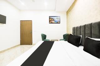 Hotel O Kavya Inn - Faridabad - 1