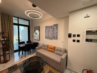 Elegant 1br Apt with balcony Al Maryah Vista 1 - Abu Dhabi - 8