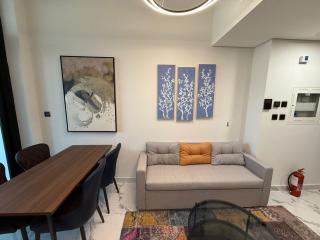 Elegant 1br Apt with balcony Al Maryah Vista 1 - Abu Dhabi - 3