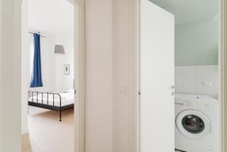 GuestHost - M4 Argonne Balcony Apartment - Milan - 6