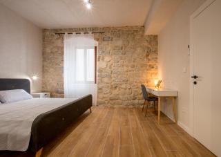 Modern Design Old Town Apartment by MN Property - 4