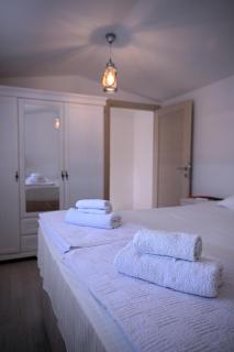 Apartments Danica - Petrovac na Moru - 1