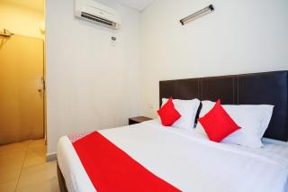 Dancenter Near Petronas Kampung Koh, Jj Hotel - - 7