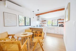 Stylish Duplex Villa w Rooftop Garden - Los Angeles - 8